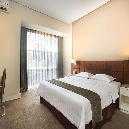 Grand Kecubung Hotel Pangkalan Bun Ngoại thất bức ảnh